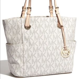 Michael Kors Jet Set White Signature Tote